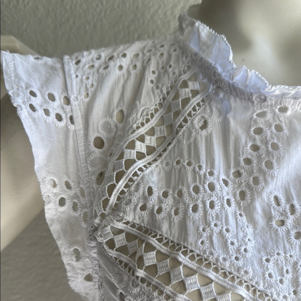 Sanctuary Eyelet Blouse - Size Medium - Picture 2 of 5